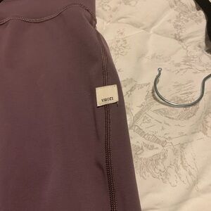 Vuori Plum Activewear Leggings